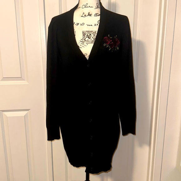 NWOT Torrid button down skull cardigan - Picture 2 of 10